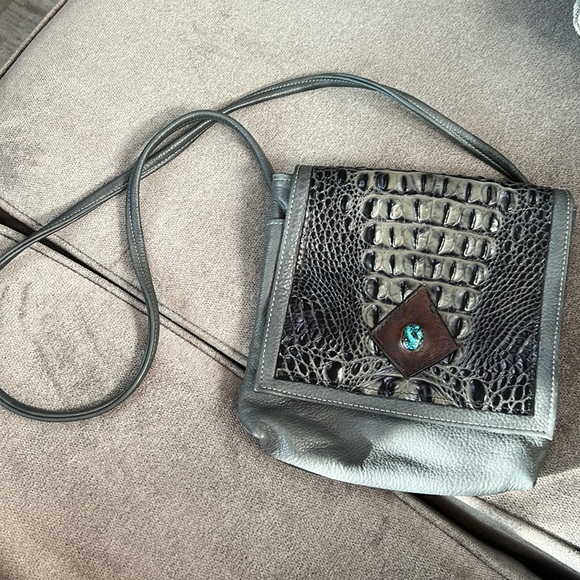 Leather purse with turquoise stone on flap. - Picture 6 of 6